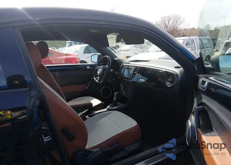 2016 Volkswagen Beetle 1.8T Classic из США, поврежденный, VIN 3VWF17AT4GM638958